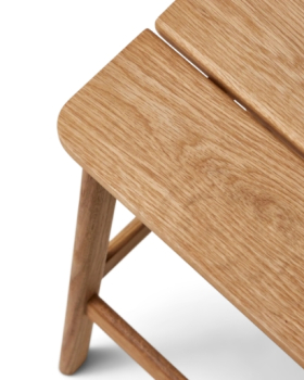 Preview: Form & Refine Angle Hocker Eiche